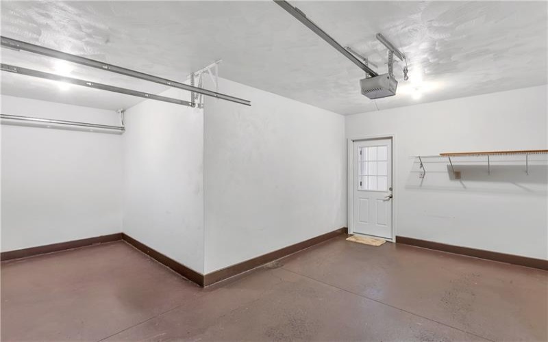 1903 Hunt Club Drive, Greensburg, 15601, 2 Bedrooms Bedrooms, 8 Rooms Rooms,2 BathroomsBathrooms,Residential,For Sale,Hunt Club Drive,1761514