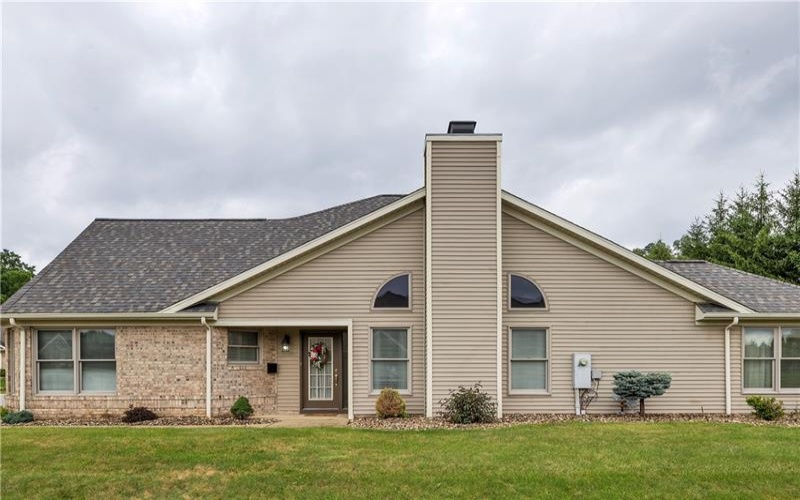 1903 Hunt Club Drive, Greensburg, 15601, 2 Bedrooms Bedrooms, 8 Rooms Rooms,2 BathroomsBathrooms,Residential,For Sale,Hunt Club Drive,1761514