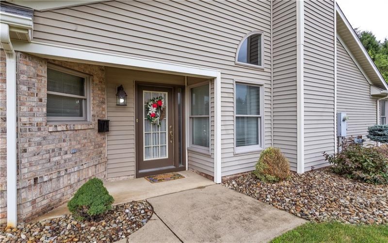 1903 Hunt Club Drive, Greensburg, 15601, 2 Bedrooms Bedrooms, 8 Rooms Rooms,2 BathroomsBathrooms,Residential,For Sale,Hunt Club Drive,1761514