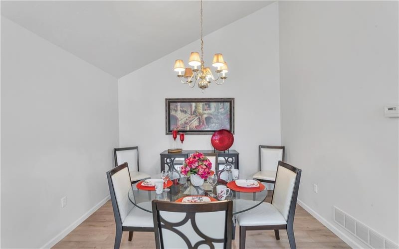 1903 Hunt Club Drive, Greensburg, 15601, 2 Bedrooms Bedrooms, 8 Rooms Rooms,2 BathroomsBathrooms,Residential,For Sale,Hunt Club Drive,1761514