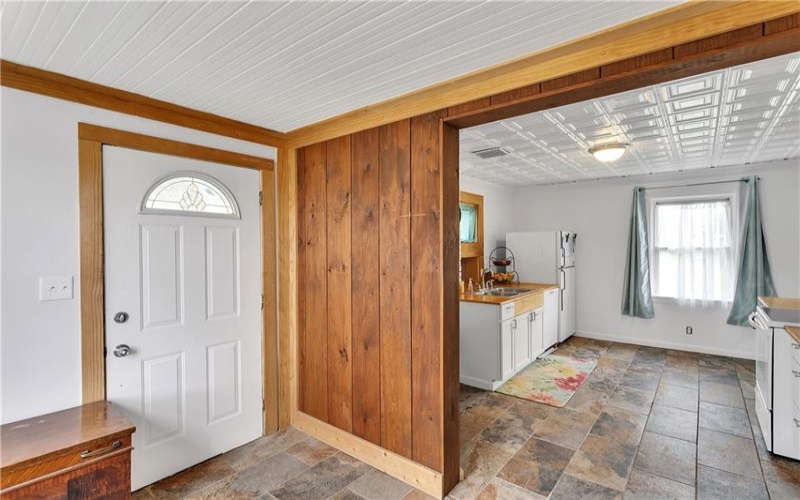31 Penn, MANOR, 15665, 4 Bedrooms Bedrooms, 8 Rooms Rooms,2 BathroomsBathrooms,Residential,For Sale,Penn,1761515