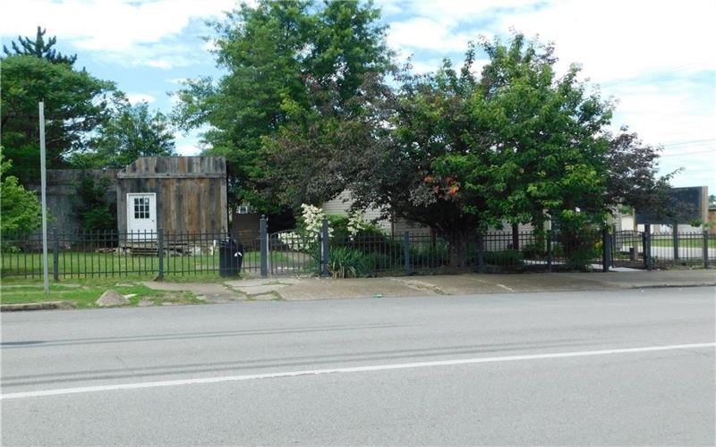 294 Fayette Street, Uniontown, 15401, ,Commercial-industrial-business,For Sale,Fayette Street,1761553
