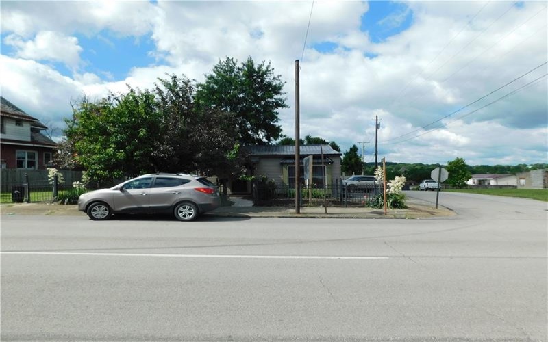 294 Fayette Street, Uniontown, 15401, ,Commercial-industrial-business,For Sale,Fayette Street,1761553