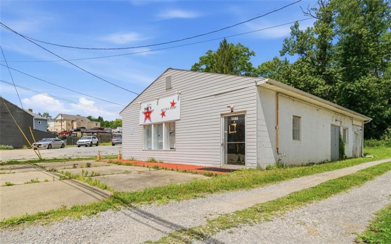 3262 Millers Run Rd, Cecil, 15321, ,Commercial-industrial-business,For Sale,Millers Run Rd,1761571