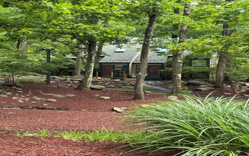 523 Laurel Pond, Farmington, 15437, 2 Bedrooms Bedrooms, ,2 BathroomsBathrooms,Residential,For Sale,Laurel Pond,1761617