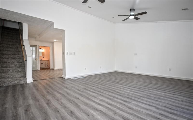 42 Kennedy Rd, New Eagle, 15067, 3 Bedrooms Bedrooms, 9 Rooms Rooms,2 BathroomsBathrooms,Residential,For Sale,Kennedy Rd,1761485