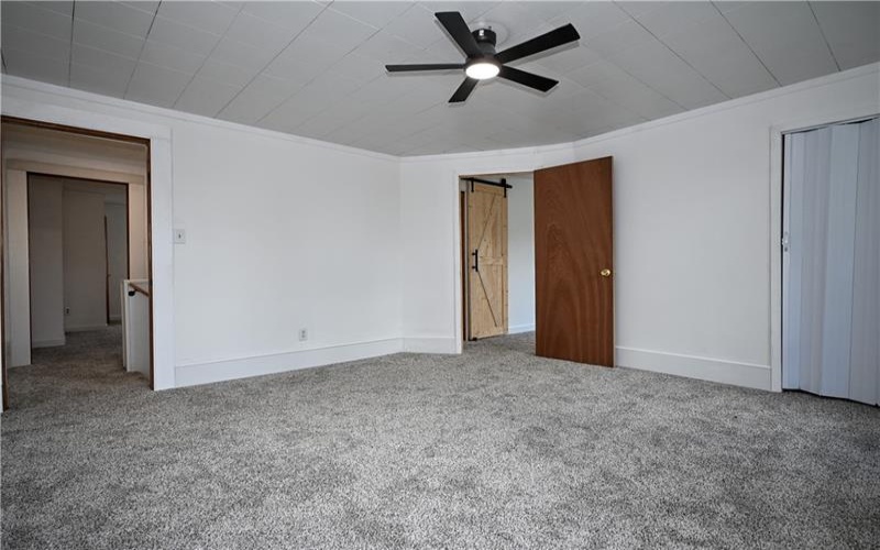 42 Kennedy Rd, New Eagle, 15067, 3 Bedrooms Bedrooms, 9 Rooms Rooms,2 BathroomsBathrooms,Residential,For Sale,Kennedy Rd,1761485