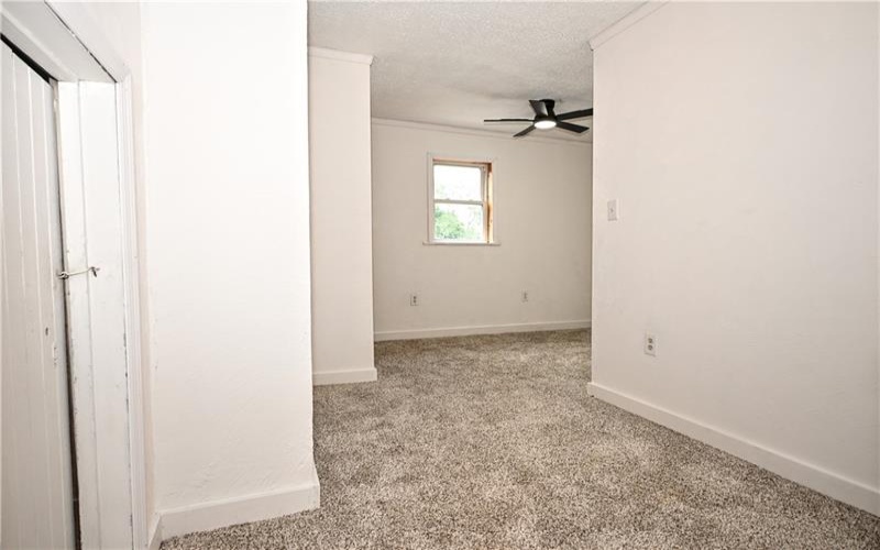 42 Kennedy Rd, New Eagle, 15067, 3 Bedrooms Bedrooms, 9 Rooms Rooms,2 BathroomsBathrooms,Residential,For Sale,Kennedy Rd,1761485