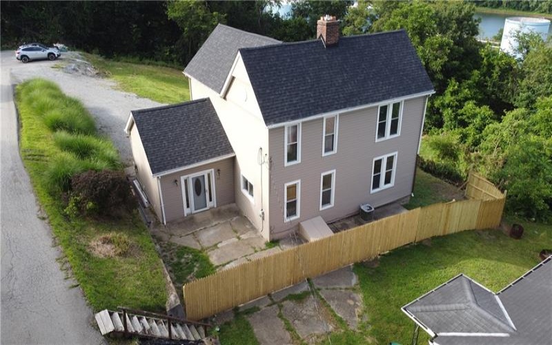 42 Kennedy Rd, New Eagle, 15067, 3 Bedrooms Bedrooms, 9 Rooms Rooms,2 BathroomsBathrooms,Residential,For Sale,Kennedy Rd,1761485