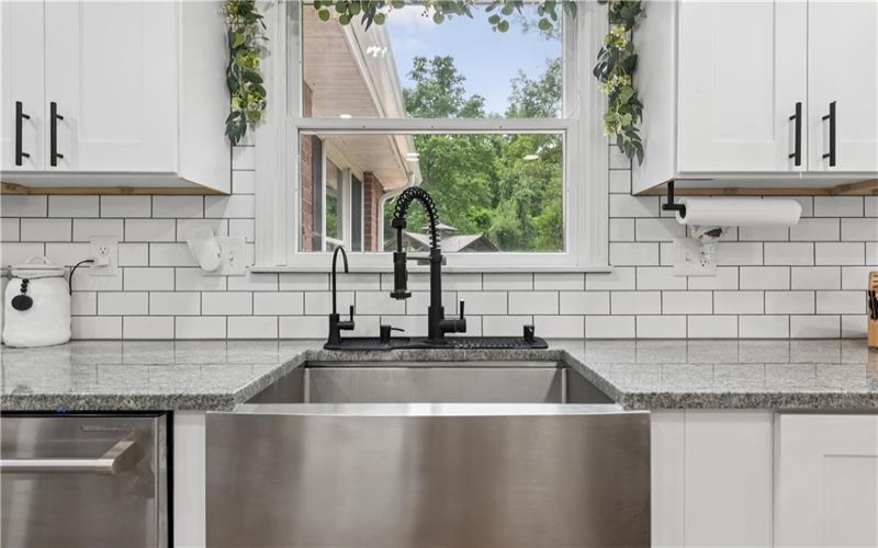 4019 Mayflower Ct, Murrysville, 15668, 5 Bedrooms Bedrooms, 14 Rooms Rooms,3.1 BathroomsBathrooms,Residential,For Sale,Mayflower Ct,1761541