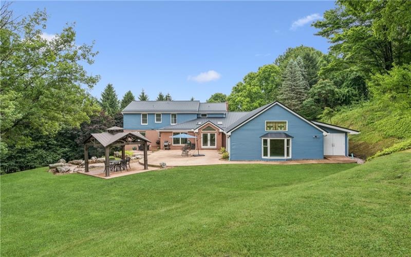 4019 Mayflower Ct, Murrysville, 15668, 5 Bedrooms Bedrooms, 14 Rooms Rooms,3.1 BathroomsBathrooms,Residential,For Sale,Mayflower Ct,1761541