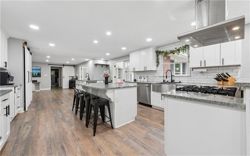 4019 Mayflower Ct, Murrysville, 15668, 5 Bedrooms Bedrooms, 14 Rooms Rooms,3.1 BathroomsBathrooms,Residential,For Sale,Mayflower Ct,1761541