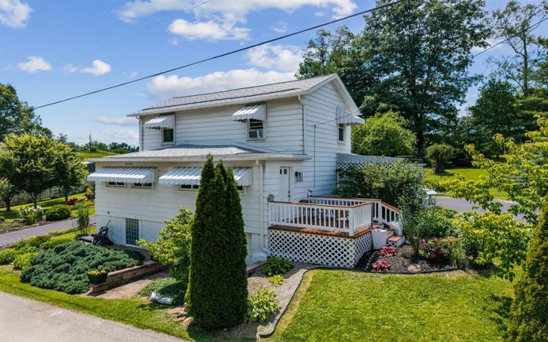 105 Dutchtown ROAD, Herminie, 15637, 2 Bedrooms Bedrooms, ,1 BathroomBathrooms,Residential,For Sale,Dutchtown,1761694