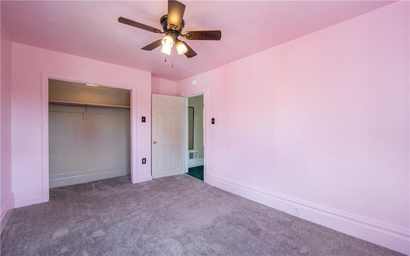 407 5th Ave, Derry, 15627, 2 Bedrooms Bedrooms, ,1 BathroomBathrooms,Residential,For Sale,5th Ave,1761354