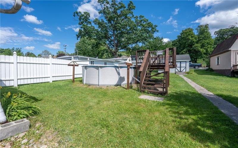 407 5th Ave, Derry, 15627, 2 Bedrooms Bedrooms, ,1 BathroomBathrooms,Residential,For Sale,5th Ave,1761354