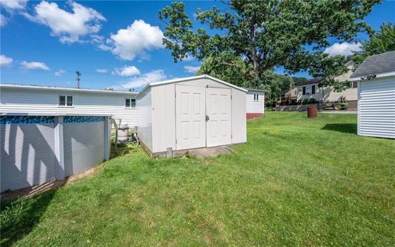 407 5th Ave, Derry, 15627, 2 Bedrooms Bedrooms, ,1 BathroomBathrooms,Residential,For Sale,5th Ave,1761354