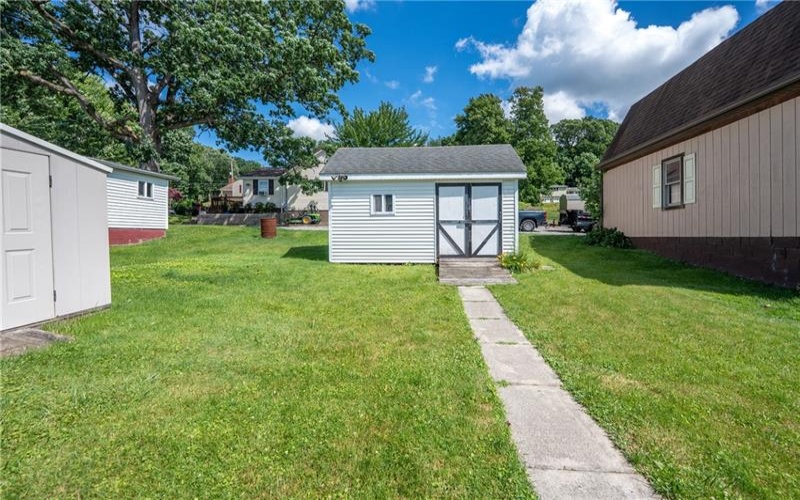 407 5th Ave, Derry, 15627, 2 Bedrooms Bedrooms, ,1 BathroomBathrooms,Residential,For Sale,5th Ave,1761354