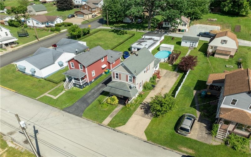407 5th Ave, Derry, 15627, 2 Bedrooms Bedrooms, ,1 BathroomBathrooms,Residential,For Sale,5th Ave,1761354