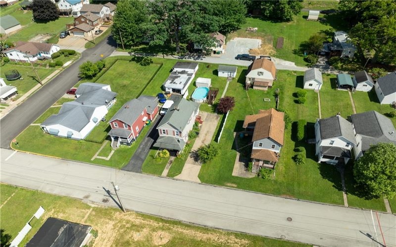407 5th Ave, Derry, 15627, 2 Bedrooms Bedrooms, ,1 BathroomBathrooms,Residential,For Sale,5th Ave,1761354