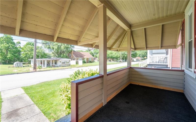 407 5th Ave, Derry, 15627, 2 Bedrooms Bedrooms, ,1 BathroomBathrooms,Residential,For Sale,5th Ave,1761354