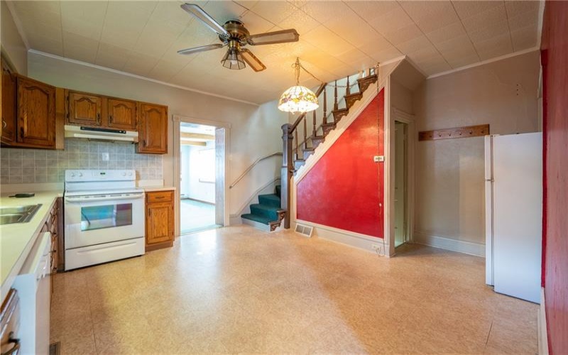 407 5th Ave, Derry, 15627, 2 Bedrooms Bedrooms, ,1 BathroomBathrooms,Residential,For Sale,5th Ave,1761354