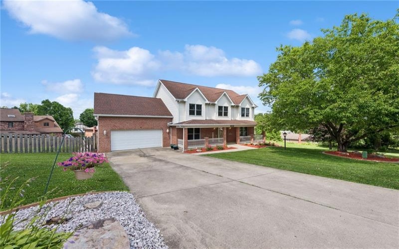 9331 Pembroke Cir, North Huntingdon, 15642, 4 Bedrooms Bedrooms, 12 Rooms Rooms,3.1 BathroomsBathrooms,Residential,For Sale,Pembroke Cir,1761440