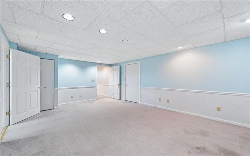 9331 Pembroke Cir, North Huntingdon, 15642, 4 Bedrooms Bedrooms, 12 Rooms Rooms,3.1 BathroomsBathrooms,Residential,For Sale,Pembroke Cir,1761440
