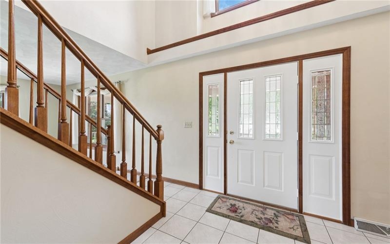 9331 Pembroke Cir, North Huntingdon, 15642, 4 Bedrooms Bedrooms, 12 Rooms Rooms,3.1 BathroomsBathrooms,Residential,For Sale,Pembroke Cir,1761440