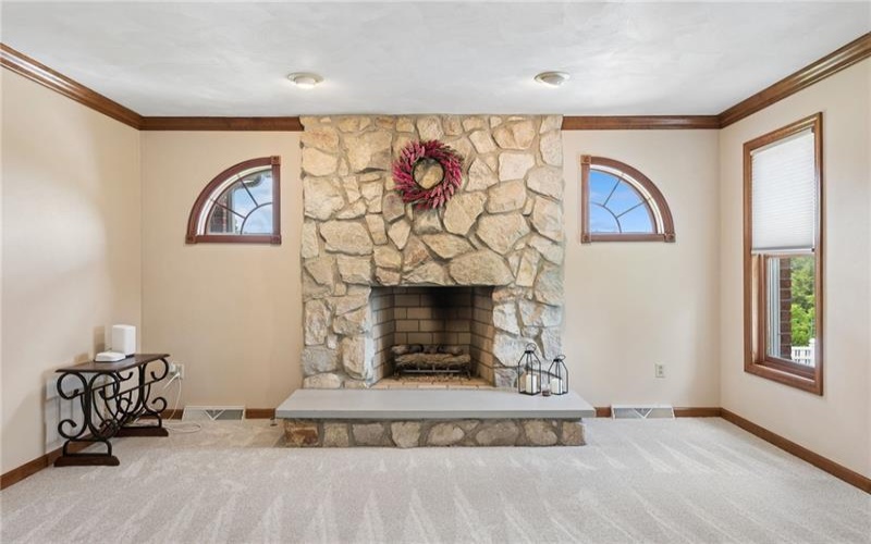 9331 Pembroke Cir, North Huntingdon, 15642, 4 Bedrooms Bedrooms, 12 Rooms Rooms,3.1 BathroomsBathrooms,Residential,For Sale,Pembroke Cir,1761440