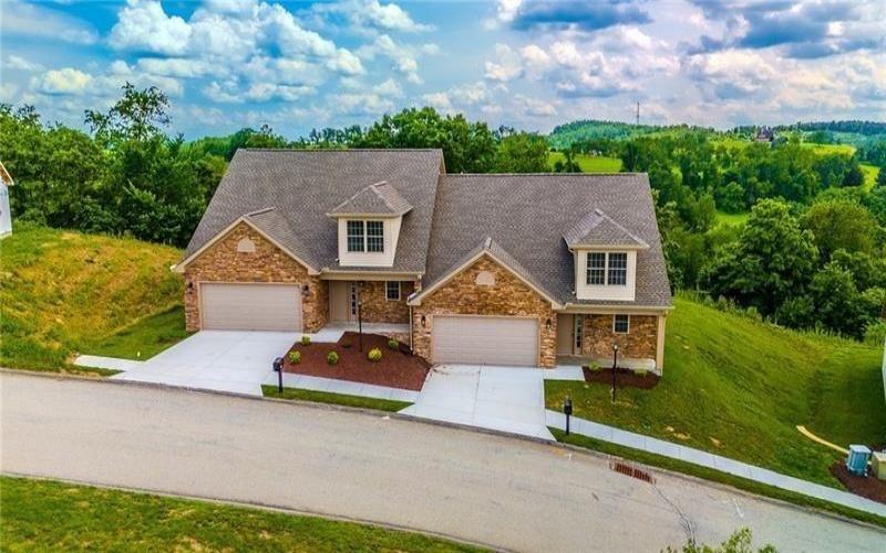 740 Sandstone Way, Rostraver Twp, 15012, 3 Bedrooms Bedrooms, 8 Rooms Rooms,2.1 BathroomsBathrooms,Residential,For Sale,Sandstone Way,1761588