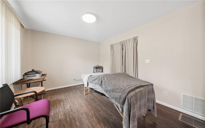 275 Huntingdon Ave, Irwin, 15642, 2 Bedrooms Bedrooms, ,2.2 BathroomsBathrooms,Residential,For Sale,Huntingdon Ave,1761623