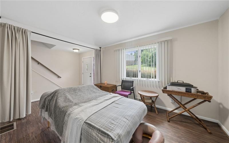 275 Huntingdon Ave, Irwin, 15642, 2 Bedrooms Bedrooms, ,2.2 BathroomsBathrooms,Residential,For Sale,Huntingdon Ave,1761623