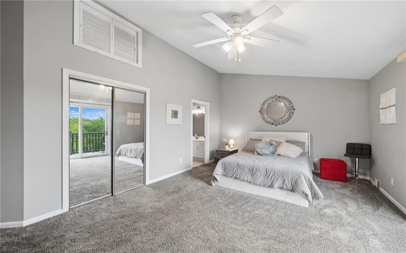 275 Huntingdon Ave, Irwin, 15642, 2 Bedrooms Bedrooms, ,2.2 BathroomsBathrooms,Residential,For Sale,Huntingdon Ave,1761623