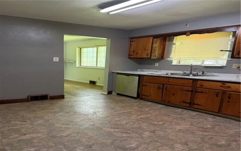 109 Gahela St, Belle Vernon, 15012, 4 Bedrooms Bedrooms, 7 Rooms Rooms,1.1 BathroomsBathrooms,Residential,For Sale,Gahela St,1761626