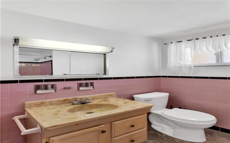 14001 Michael Dr, Irwin, 15642, 3 Bedrooms Bedrooms, ,1.1 BathroomsBathrooms,Residential,For Sale,Michael Dr,1761699