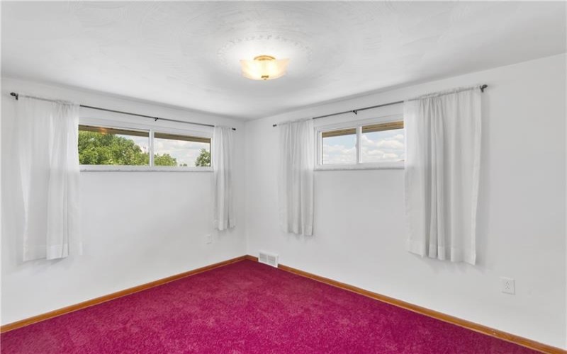 14001 Michael Dr, Irwin, 15642, 3 Bedrooms Bedrooms, ,1.1 BathroomsBathrooms,Residential,For Sale,Michael Dr,1761699
