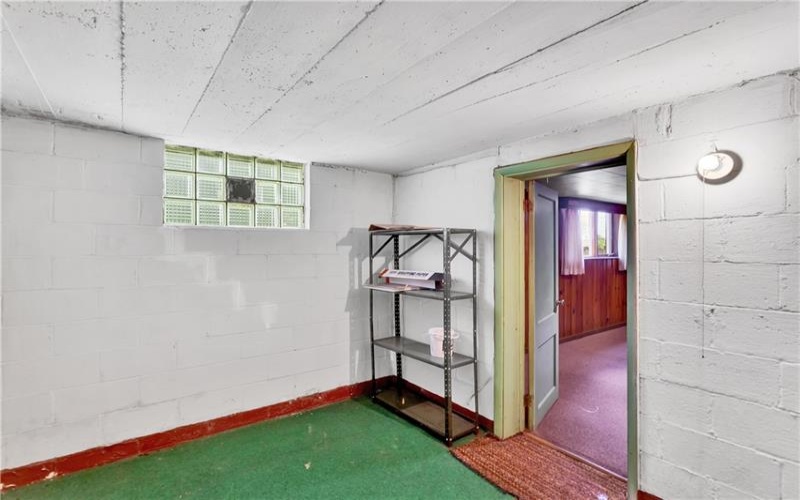 14001 Michael Dr, Irwin, 15642, 3 Bedrooms Bedrooms, ,1.1 BathroomsBathrooms,Residential,For Sale,Michael Dr,1761699