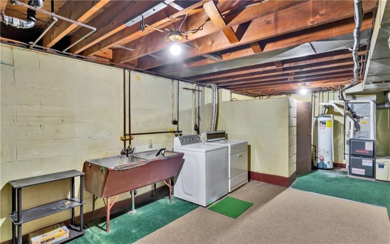 14001 Michael Dr, Irwin, 15642, 3 Bedrooms Bedrooms, ,1.1 BathroomsBathrooms,Residential,For Sale,Michael Dr,1761699