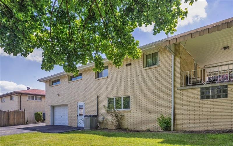 14001 Michael Dr, Irwin, 15642, 3 Bedrooms Bedrooms, ,1.1 BathroomsBathrooms,Residential,For Sale,Michael Dr,1761699