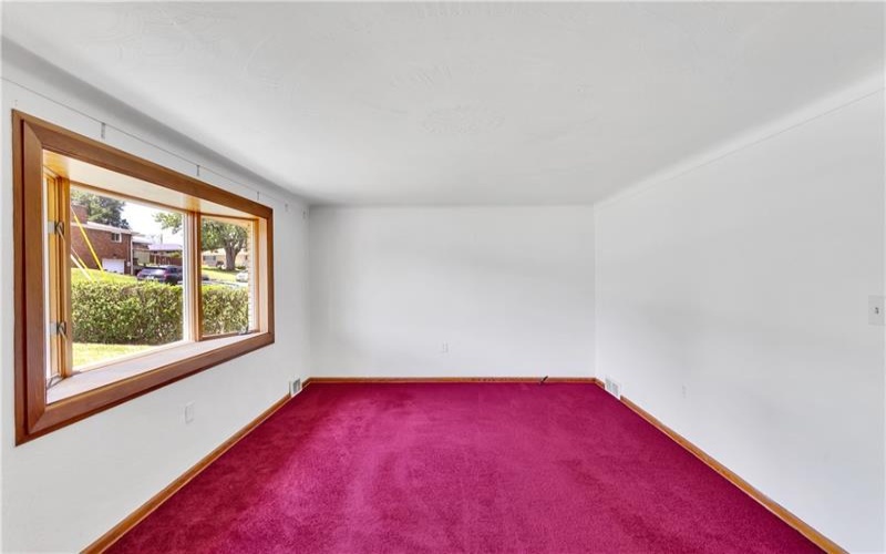 14001 Michael Dr, Irwin, 15642, 3 Bedrooms Bedrooms, ,1.1 BathroomsBathrooms,Residential,For Sale,Michael Dr,1761699