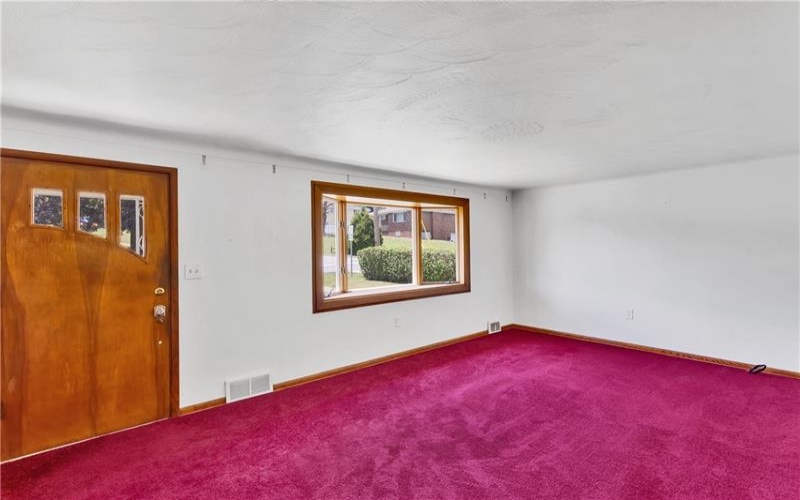 14001 Michael Dr, Irwin, 15642, 3 Bedrooms Bedrooms, ,1.1 BathroomsBathrooms,Residential,For Sale,Michael Dr,1761699