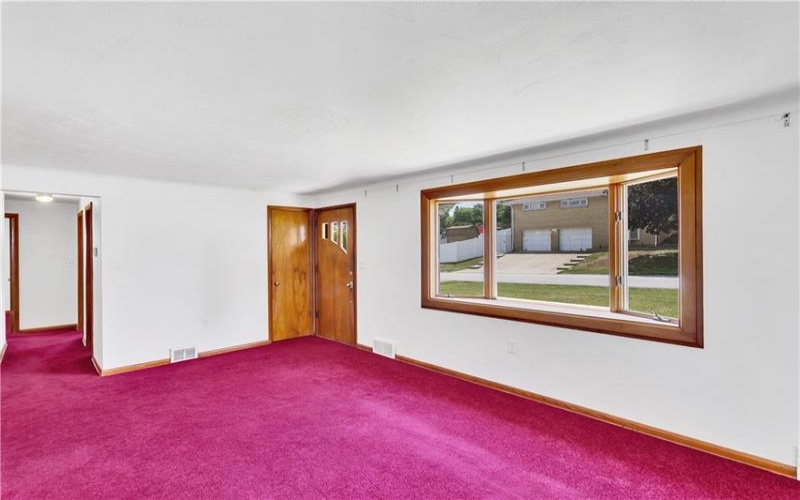 14001 Michael Dr, Irwin, 15642, 3 Bedrooms Bedrooms, ,1.1 BathroomsBathrooms,Residential,For Sale,Michael Dr,1761699