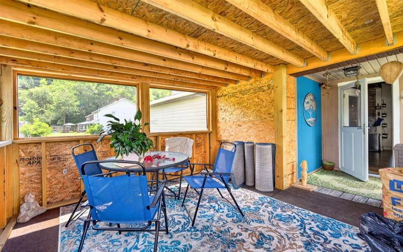 105 2nd STREET, Whitsett, 15473, 3 Bedrooms Bedrooms, 9 Rooms Rooms,1.1 BathroomsBathrooms,Residential,For Sale,2nd,1761760