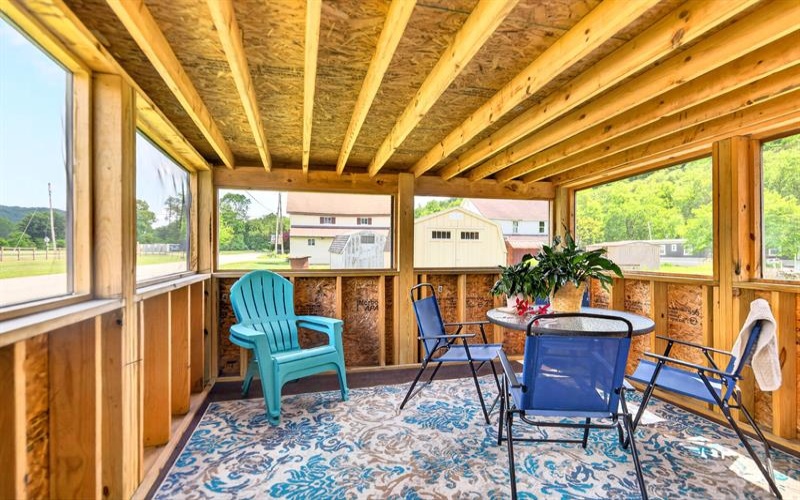 105 2nd STREET, Whitsett, 15473, 3 Bedrooms Bedrooms, 9 Rooms Rooms,1.1 BathroomsBathrooms,Residential,For Sale,2nd,1761760
