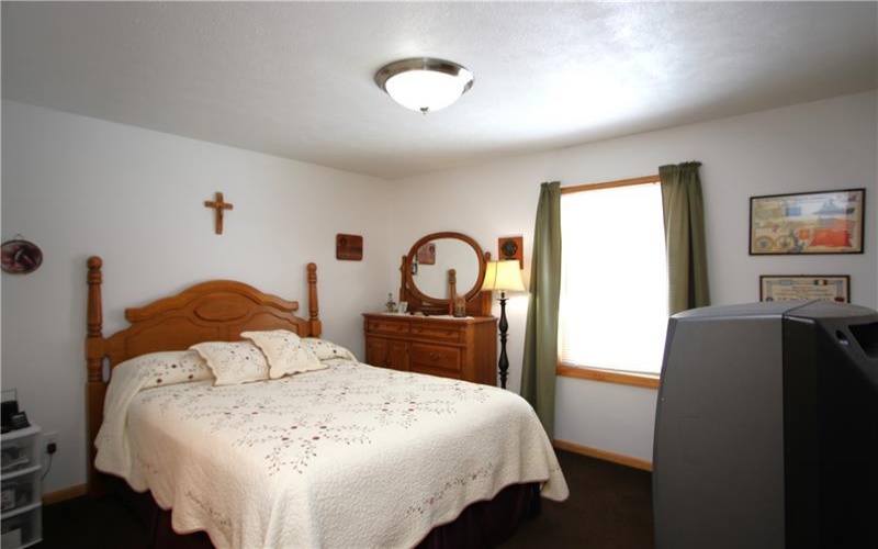 111 Brittany Drive, Dunlevy, 15432, 2 Bedrooms Bedrooms, 7 Rooms Rooms,1.1 BathroomsBathrooms,Residential,For Sale,Brittany Drive,1743331