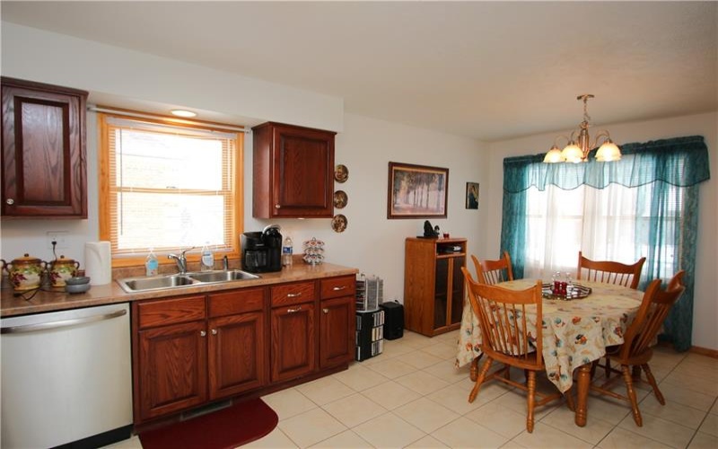 111 Brittany Drive, Dunlevy, 15432, 2 Bedrooms Bedrooms, 7 Rooms Rooms,1.1 BathroomsBathrooms,Residential,For Sale,Brittany Drive,1743331