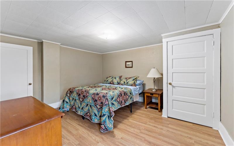 28 Peterson St, Avella, 15312, ,Multi-unit,For Sale,Peterson St,1759386