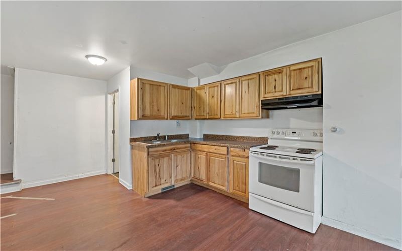 28 Peterson St, Avella, 15312, ,Multi-unit,For Sale,Peterson St,1759386