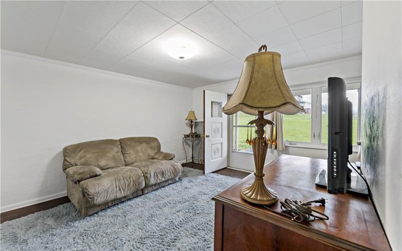 28 Peterson St, Avella, 15312, ,Multi-unit,For Sale,Peterson St,1759386