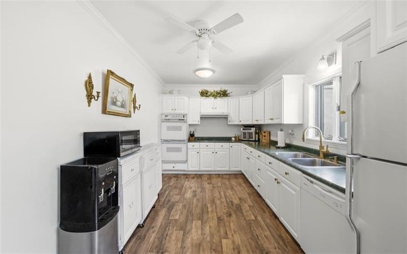 500 Broad Ave, Belle Vernon, 15012, 4 Bedrooms Bedrooms, ,2.1 BathroomsBathrooms,Residential,For Sale,Broad Ave,1761428
